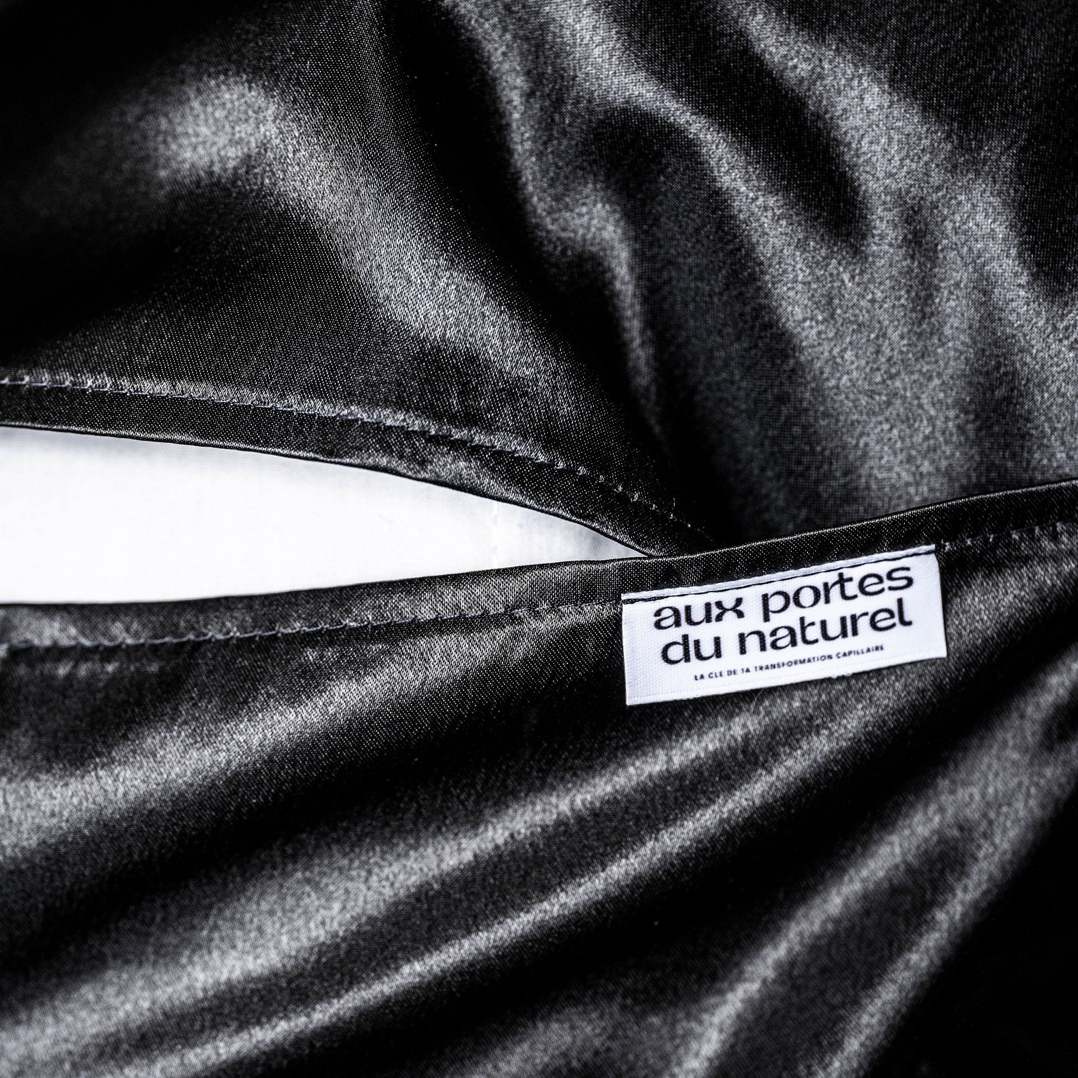 taie d'oreiller satin noir