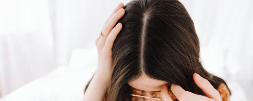 4 étapes pour dire stop aux cheveux gras