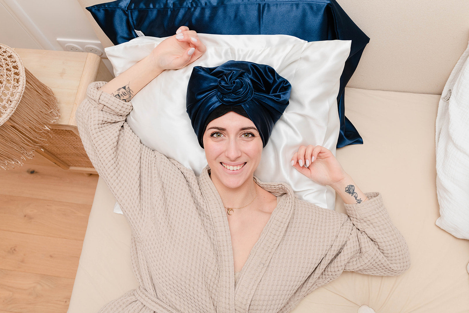 turban satin bleu nuit